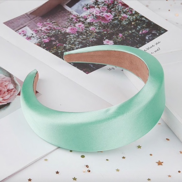 Zara Accessories - Zara mint baby color green headband tall high big